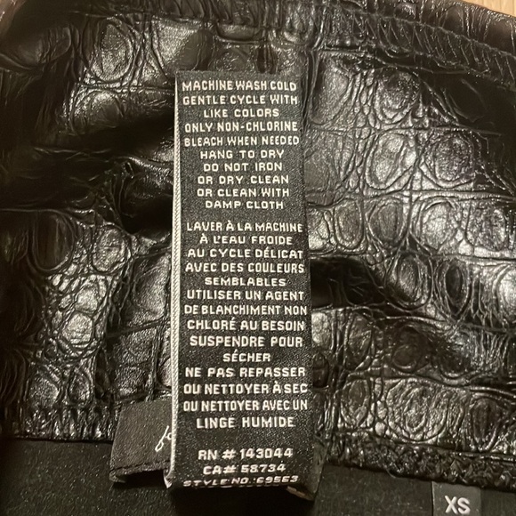 7 For All Mankind Croc Embossed Black Faux Leather Leggings, sz XS - Picture 9 of 13